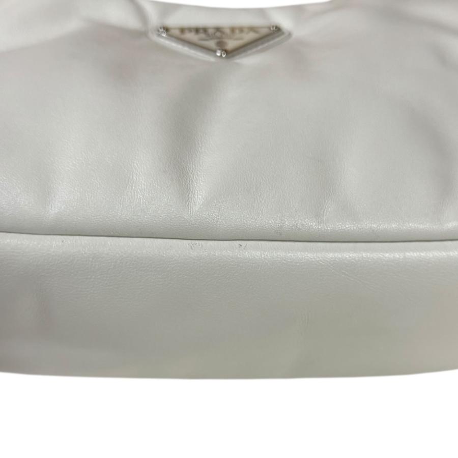 PRADA（プラダ） Re-Edition 2005 ショルダーバッグ レザー 1BH204