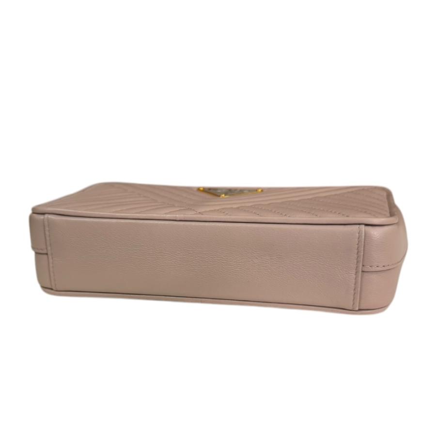 プラダ ショルダーバッグ レザー 1DH010 ピンク レディース PRADA  中古 PRADA（プラダ） ショルダーバッグ レザー 1DH010 ピンク レディース