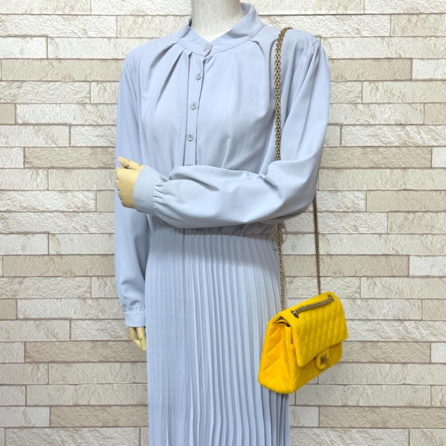 シャネル 2.55 マトラッセ ショルダーバッグ A37586 イエロー レディース CHANEL  中古 CHANEL（シャネル） 2.55 マトラッセ ショルダーバッグ A37586