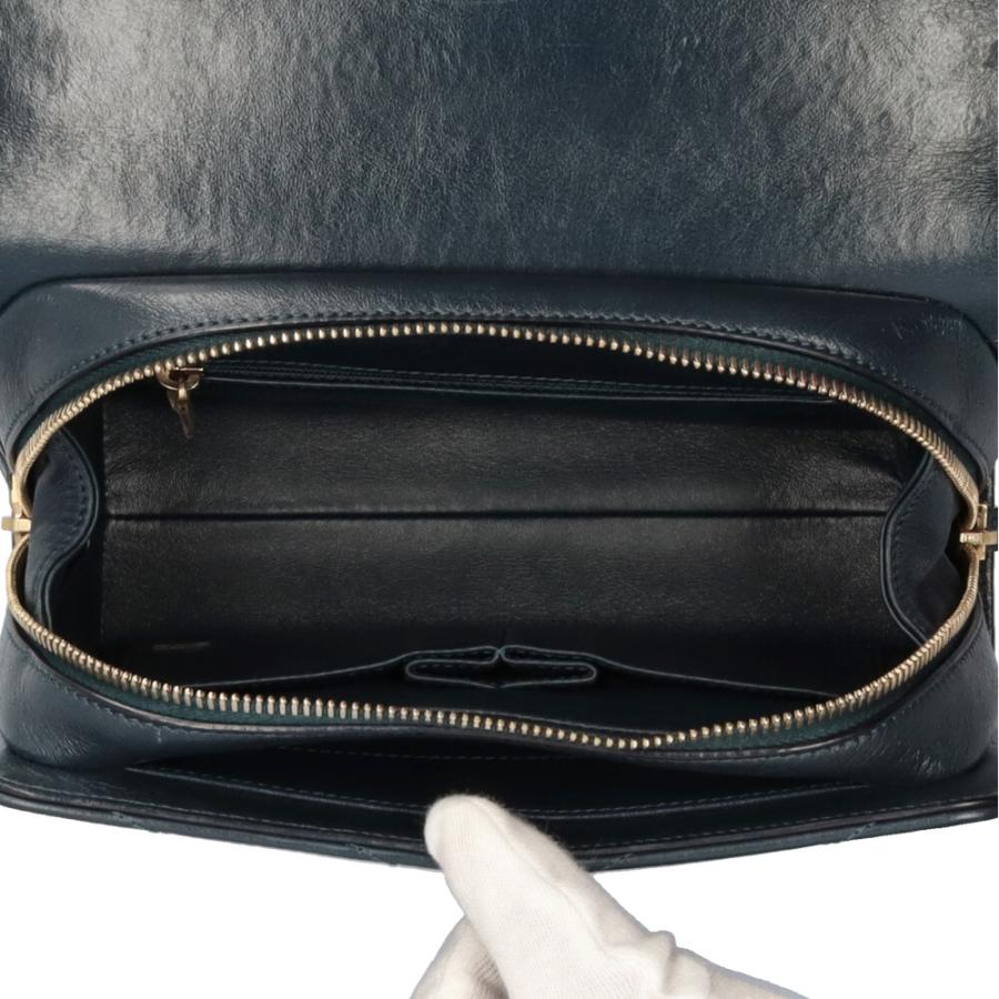 CHANEL（シャネル） Vステッチ ショルダーバッグ レザー ネイビー