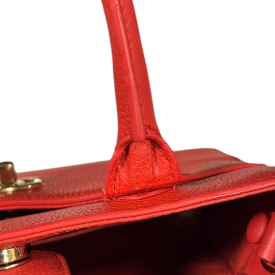 CHANEL（シャネル） ネオ エグゼクティブ ショルダーバッグ レザー
