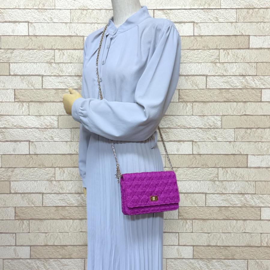 シャネル マトラッセ ショルダーバッグ ツイード パープル レディース CHANEL  中古 CHANEL（シャネル） マトラッセ ショルダーバッグ ツイード パープル