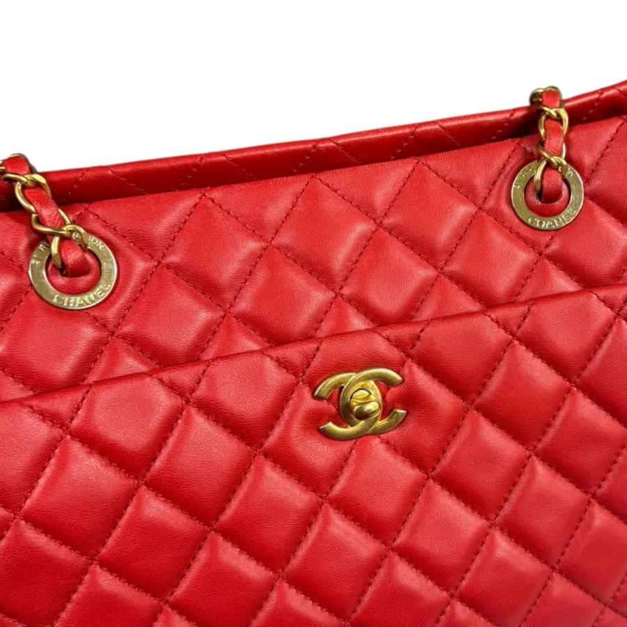 シャネル マトラッセ トートバッグ ラムスキン レッド レディース CHANEL  中古 R&Kリサイクルキング CHANEL（シャネル） マトラッセ トートバッグ ラムスキン レッド