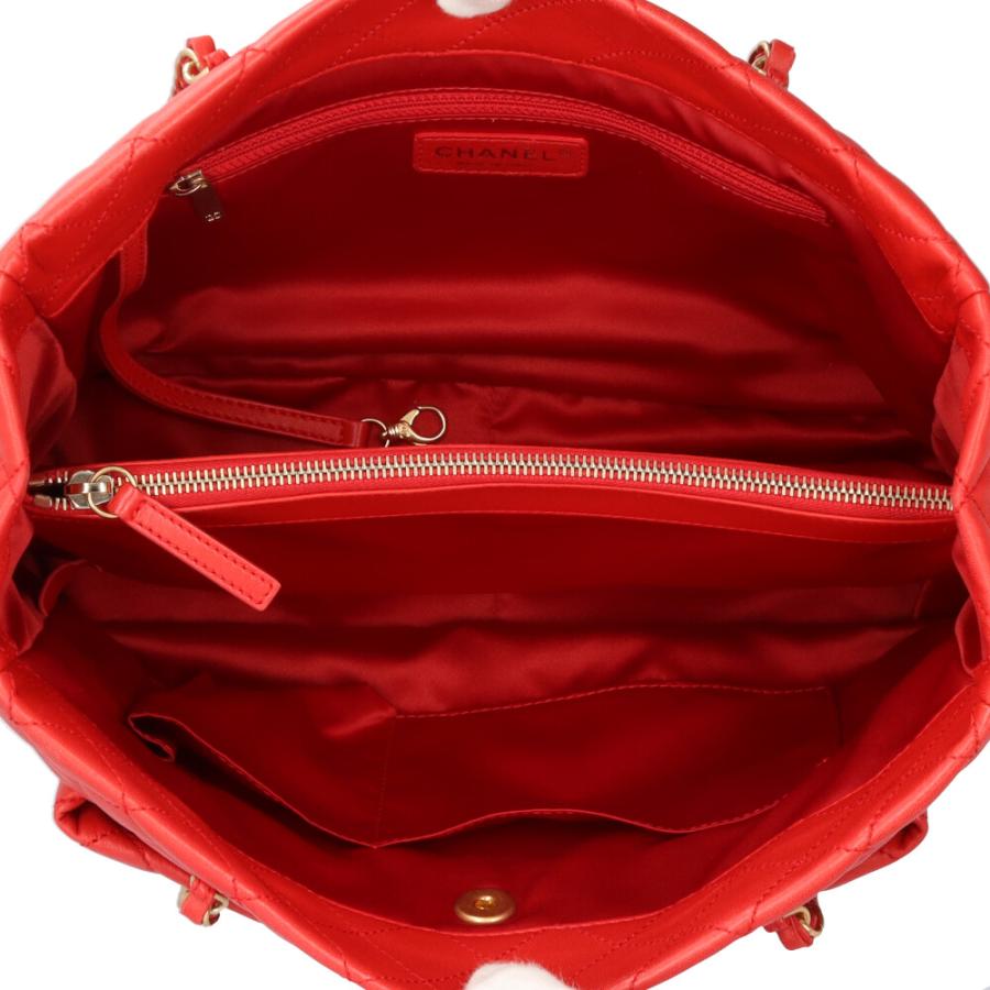 CHANEL（シャネル） マトラッセ トートバッグ ラムスキン レッド