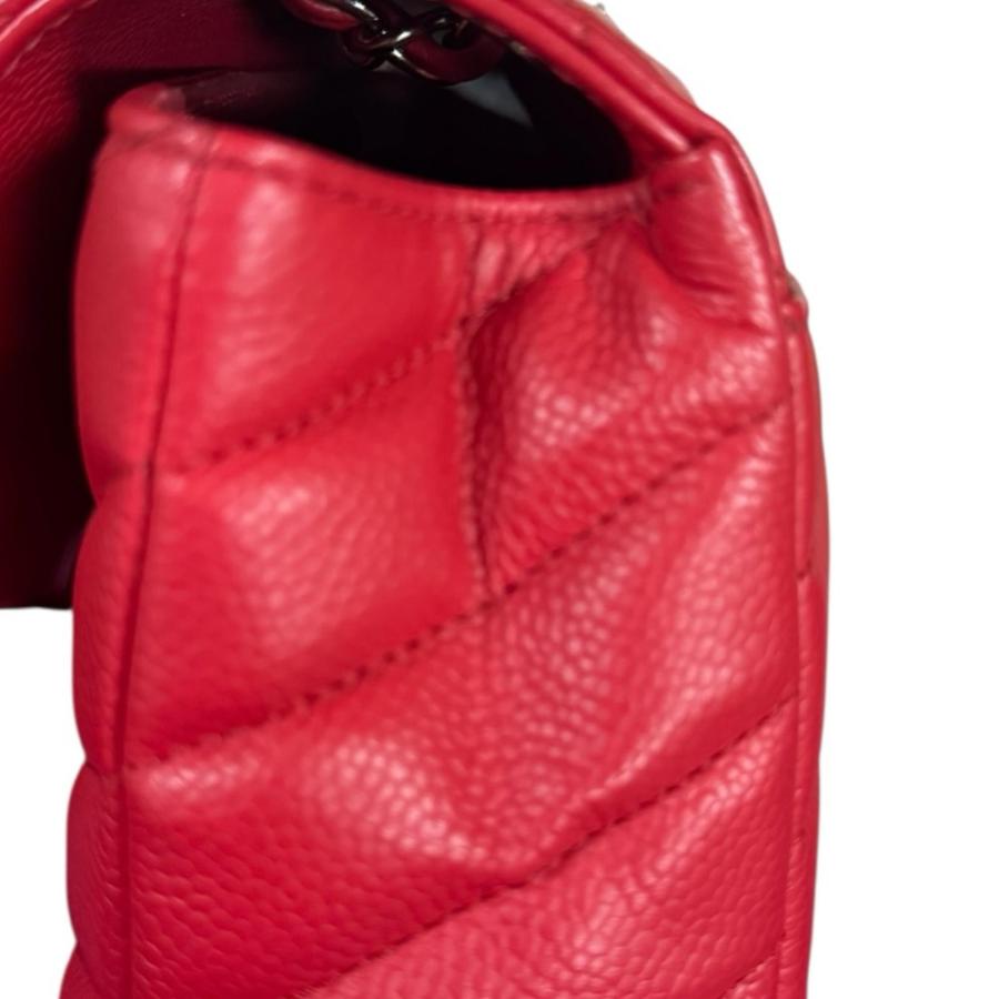 中古 シャネル CHANEL 26番台 レディース ショルダーバッグ Vステッチ レッド カーフスキン CHANEL（シャネル） Vステッチ ショルダーバッグ レザー レッド