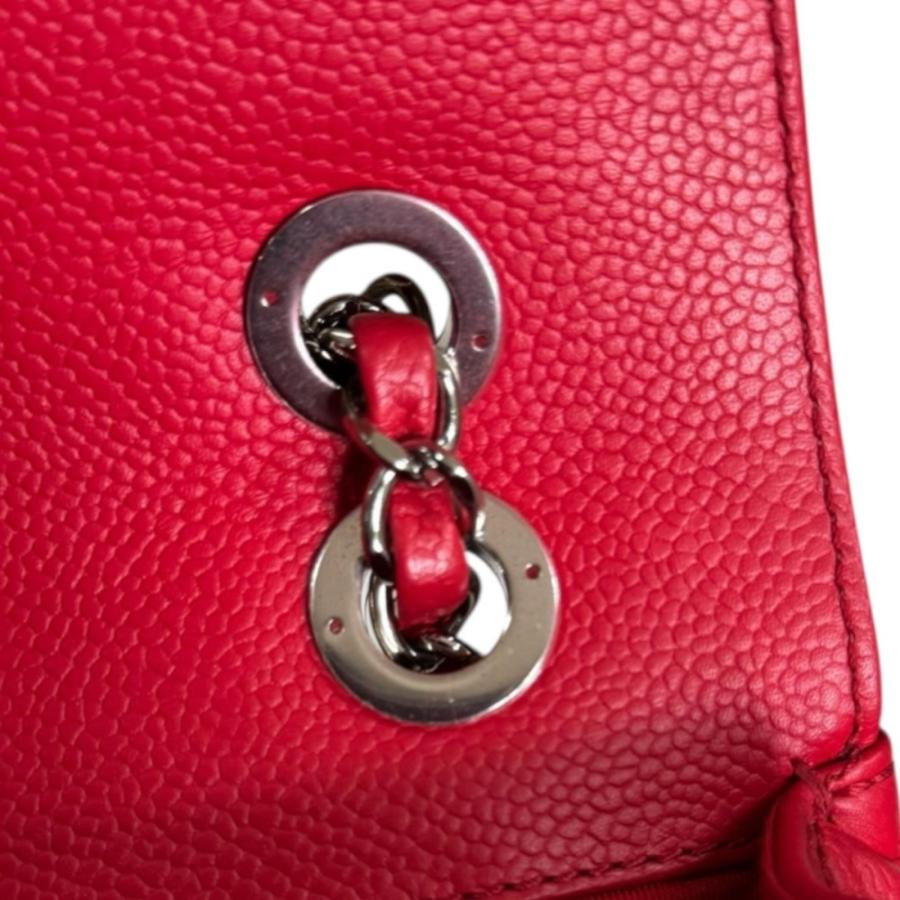 CHANEL（シャネル） Vステッチ ショルダーバッグ レザー レッド