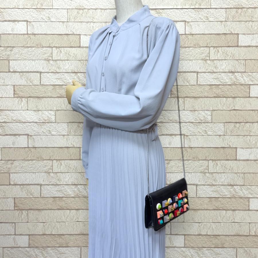 FENDI（フェンディ） マルチスタッズ ショルダーバッグ レザー 8M0346