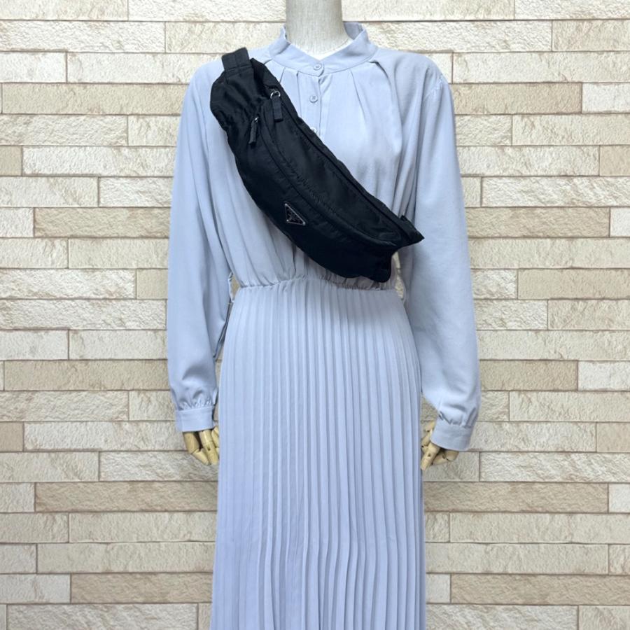 PRADA（プラダ） ボディバッグ ナイロン ブラック ユニセックス 中古