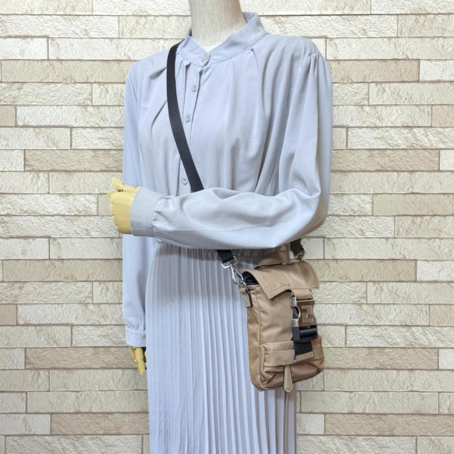 FENDI（フェンディ） フェンディネス ショルダーバッグ ナイロン