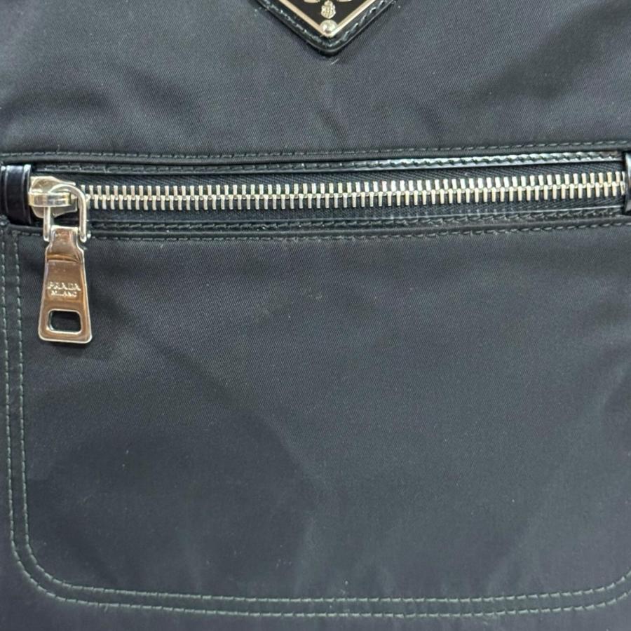 PRADA（プラダ） ショルダーバッグ ナイロン ブラック ユニセックス