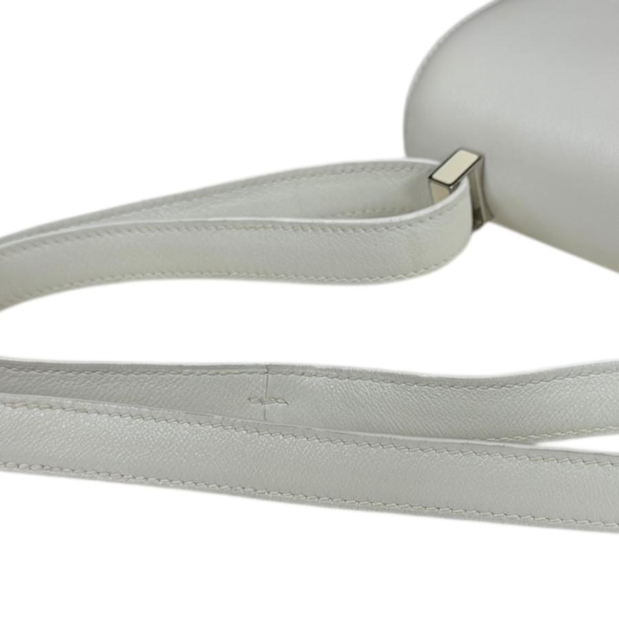 HERMES（エルメス） コンスタンスIII 23 ショルダーバッグ ホワイト