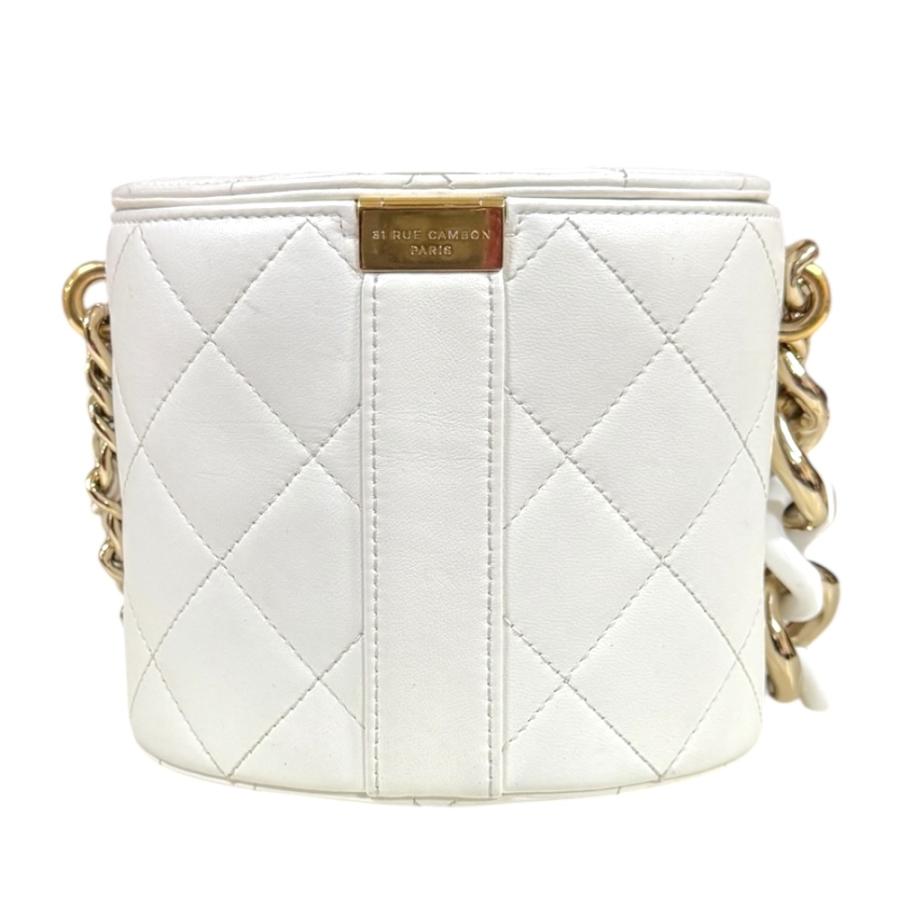 CHANEL シャネル バニティバッグ マトラッセ ショルダーバッグ