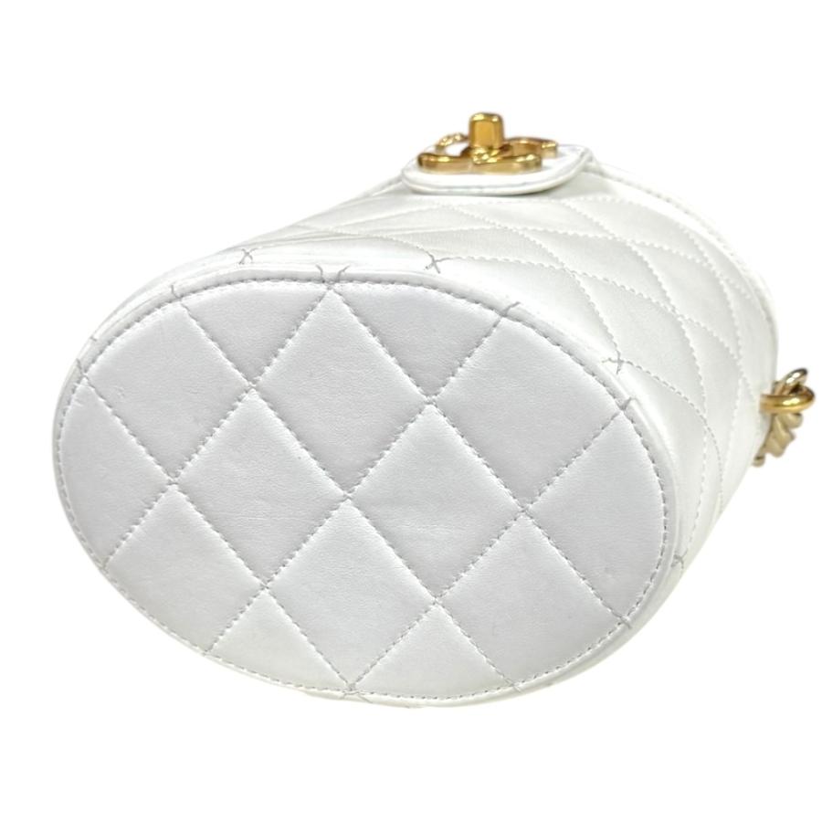 CHANEL（シャネル） バニティバッグ マトラッセ ショルダーバッグ