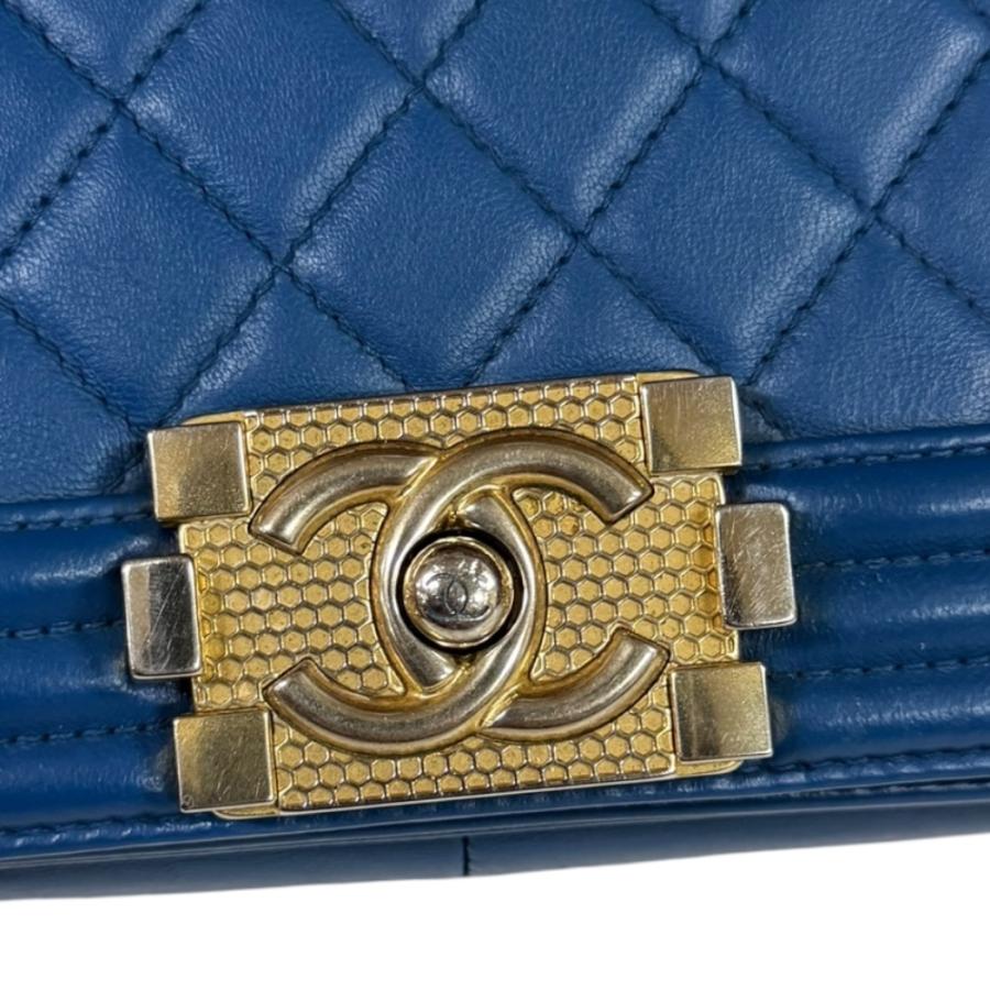 CHANEL（シャネル） ボーイシャネル28 ショルダーバッグ レザー ブルー