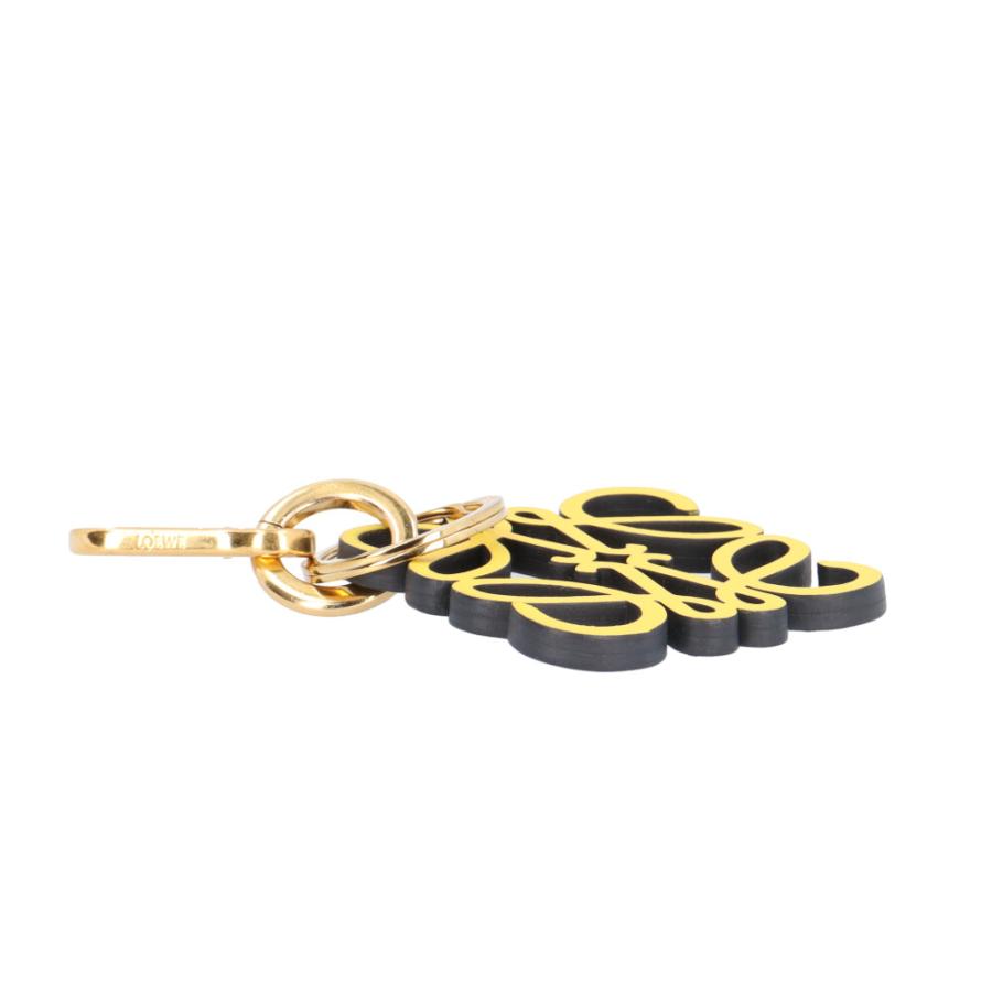 LOEWE ロエベ アナグラム チャーム レザー C821232X06 レディース 中古  