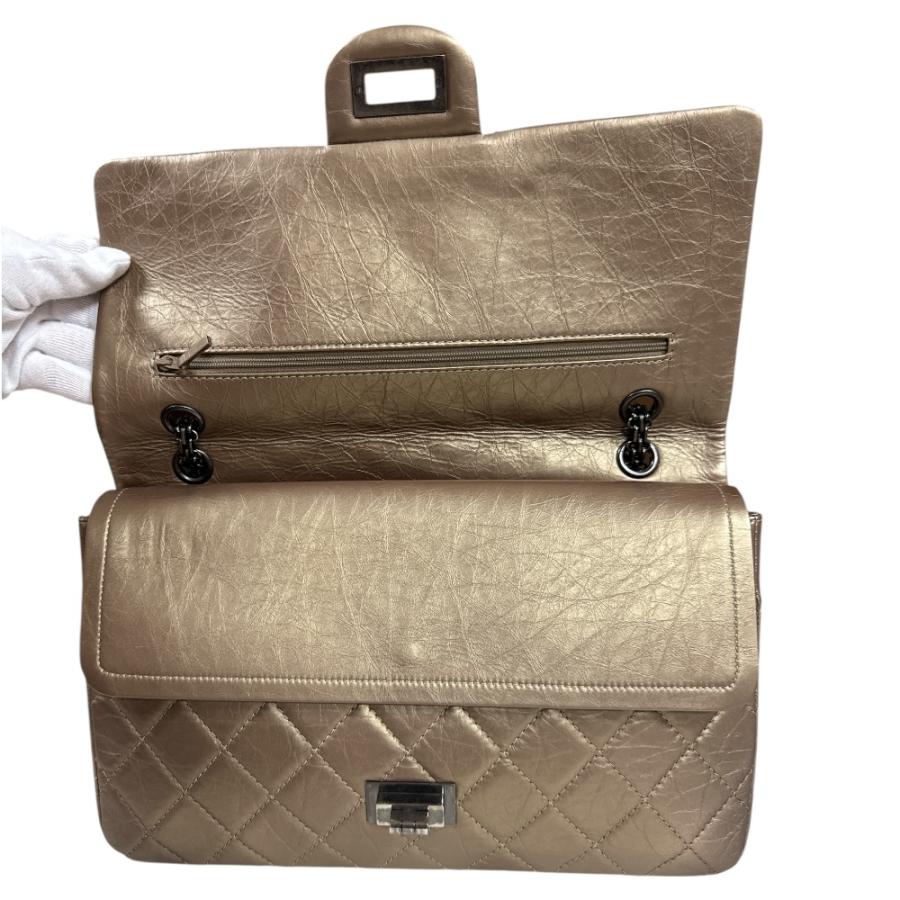 CHANEL（シャネル） マトラッセ2.55 ショルダーバッグ レザー ゴールド 
