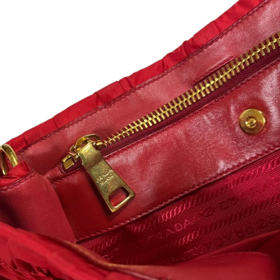PRADA（プラダ） ショルダーバッグ ナイロン BN2346 レッド レディース