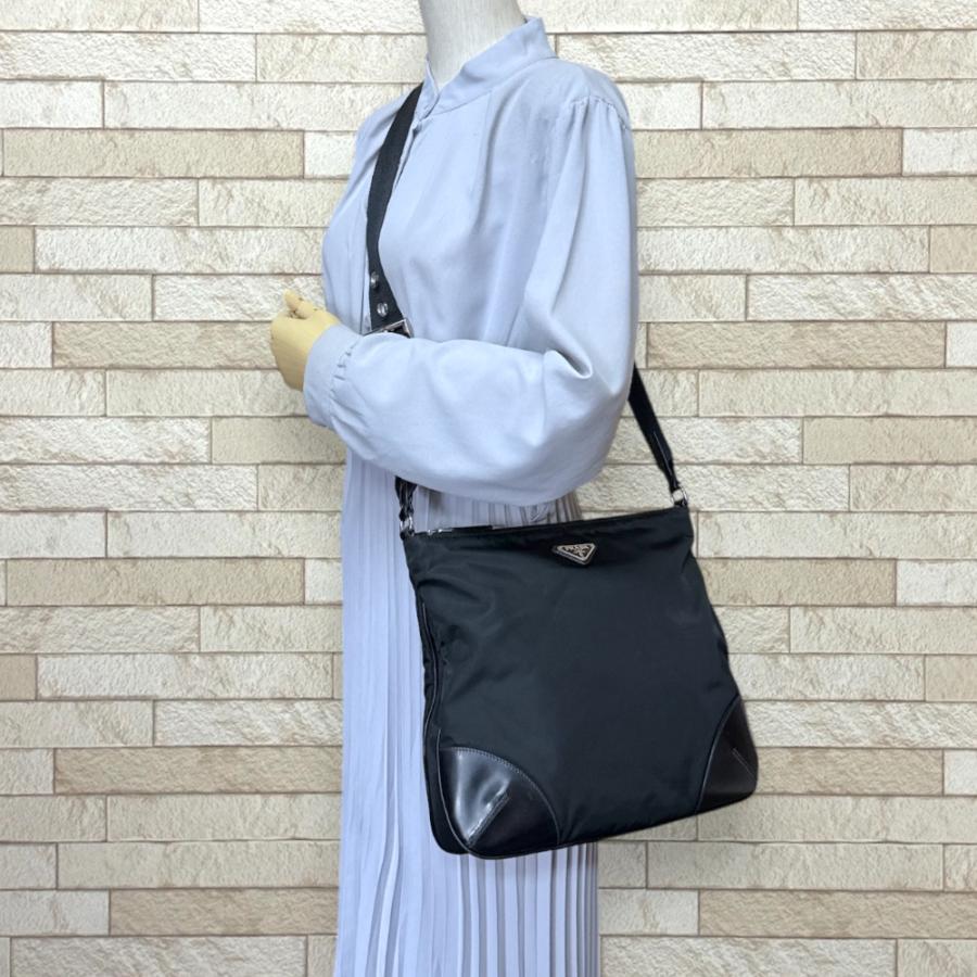 【入手困難】PRADA ブラック ショルダーバッグ プラダ 正規品 PRADA（プラダ） ショルダーバッグ ナイロン BT0326 ブラック