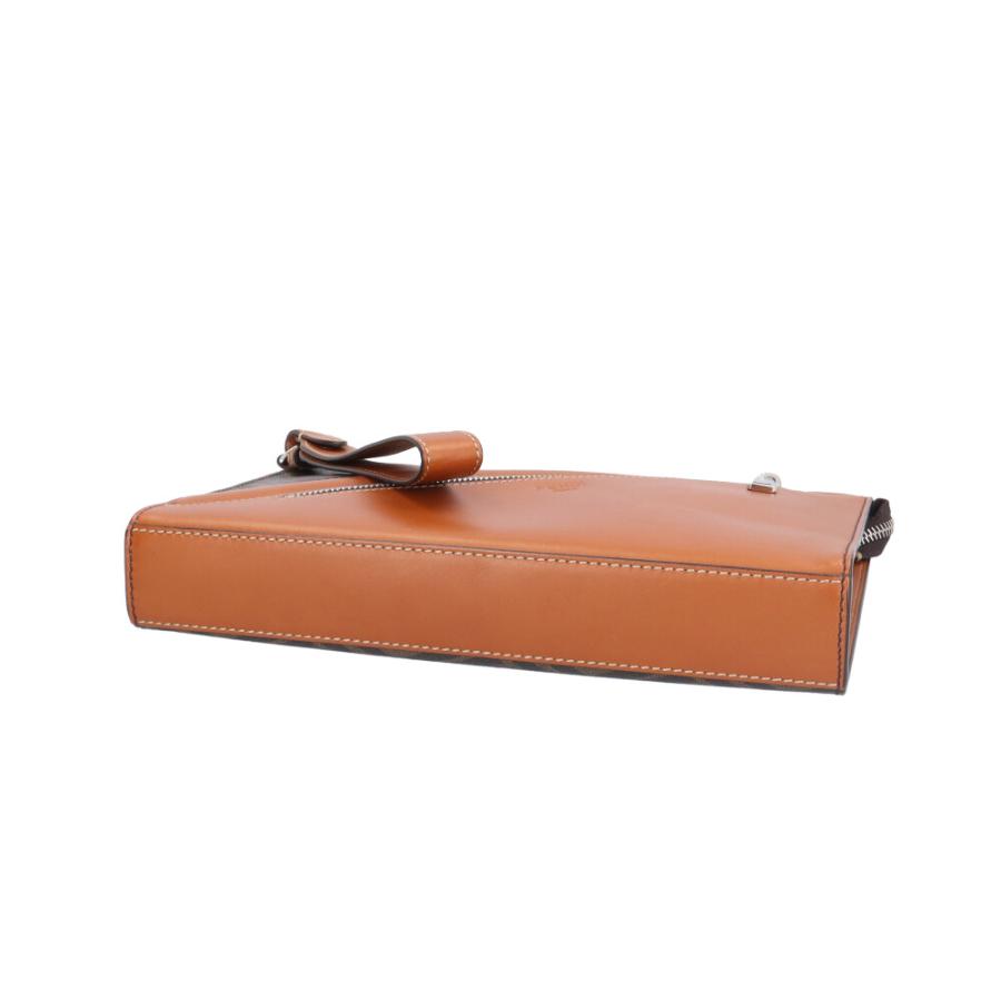 FENDI（フェンディ） ダイアゴナル フラット スリムクラッチ ズッカ