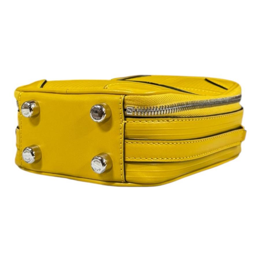 FENDI（フェンディ） トラベルミニバッグ ショルダーバッグ レザー