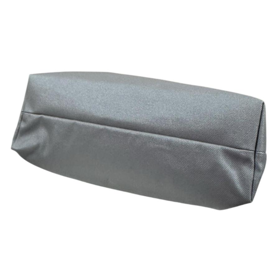 GUCCI（グッチ） エンボスロゴ トートバッグ GGキャンバス 779510