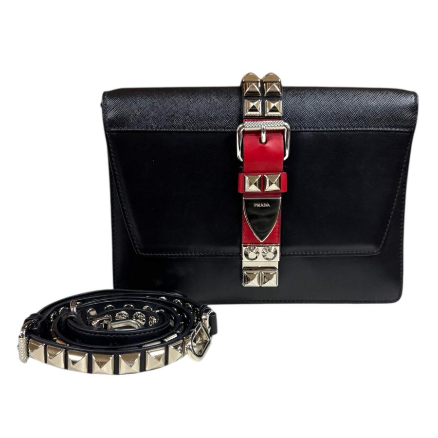プラダ エレクトラスタッズ サフィアーノ ショルダーバッグ レザー 1BD120 ブラック レディース PRADA  中古 R&Kリサイクルキング PRADA（プラダ） エレクトラスタッズ サフィアーノ ショルダーバッグ