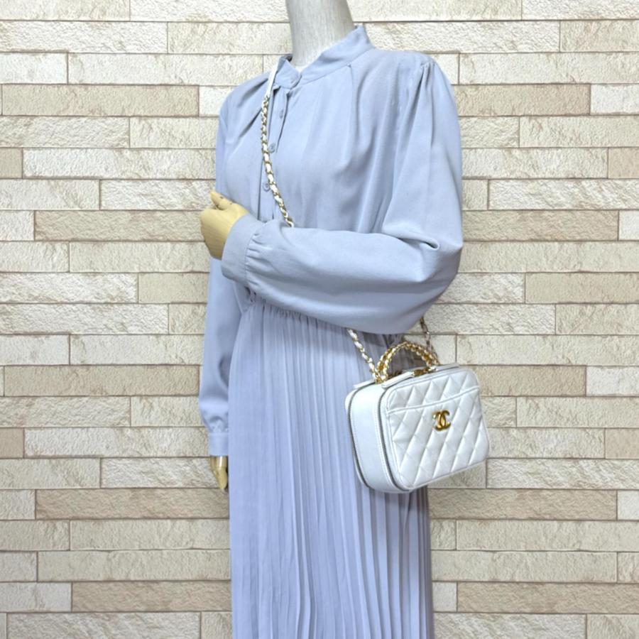 CHANEL（シャネル） バニティバッグ マトラッセ ショルダーバッグ