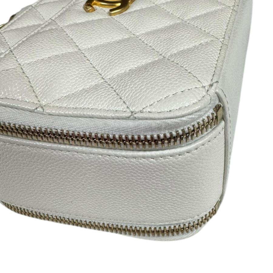 CHANEL（シャネル） バニティバッグ マトラッセ ショルダーバッグ