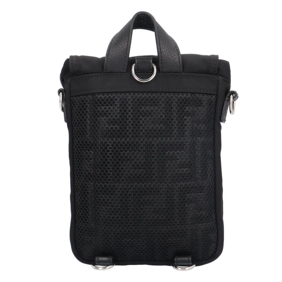 FENDI（フェンディ） フェンディネス ショルダーバッグ ナイロン