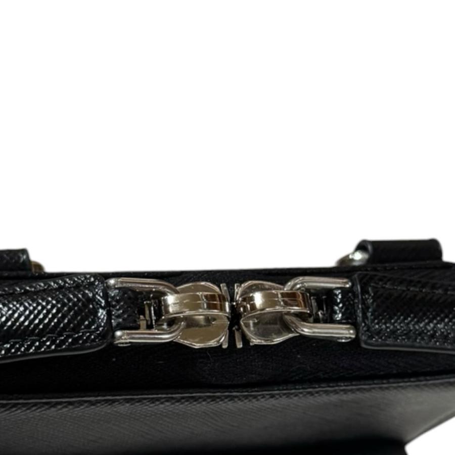 PRADA（プラダ） サフィアーノ ショルダーバッグ レザー 2ZH126