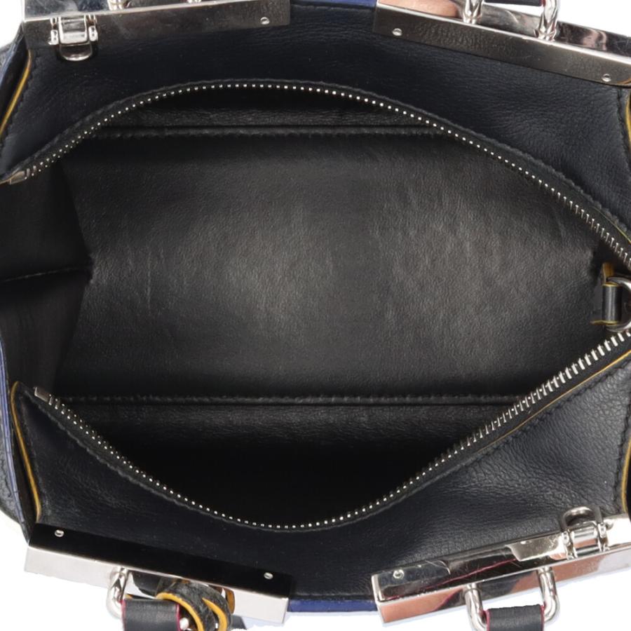 FENDI（フェンディ） プチトロワジュール ショルダーバッグ レザー