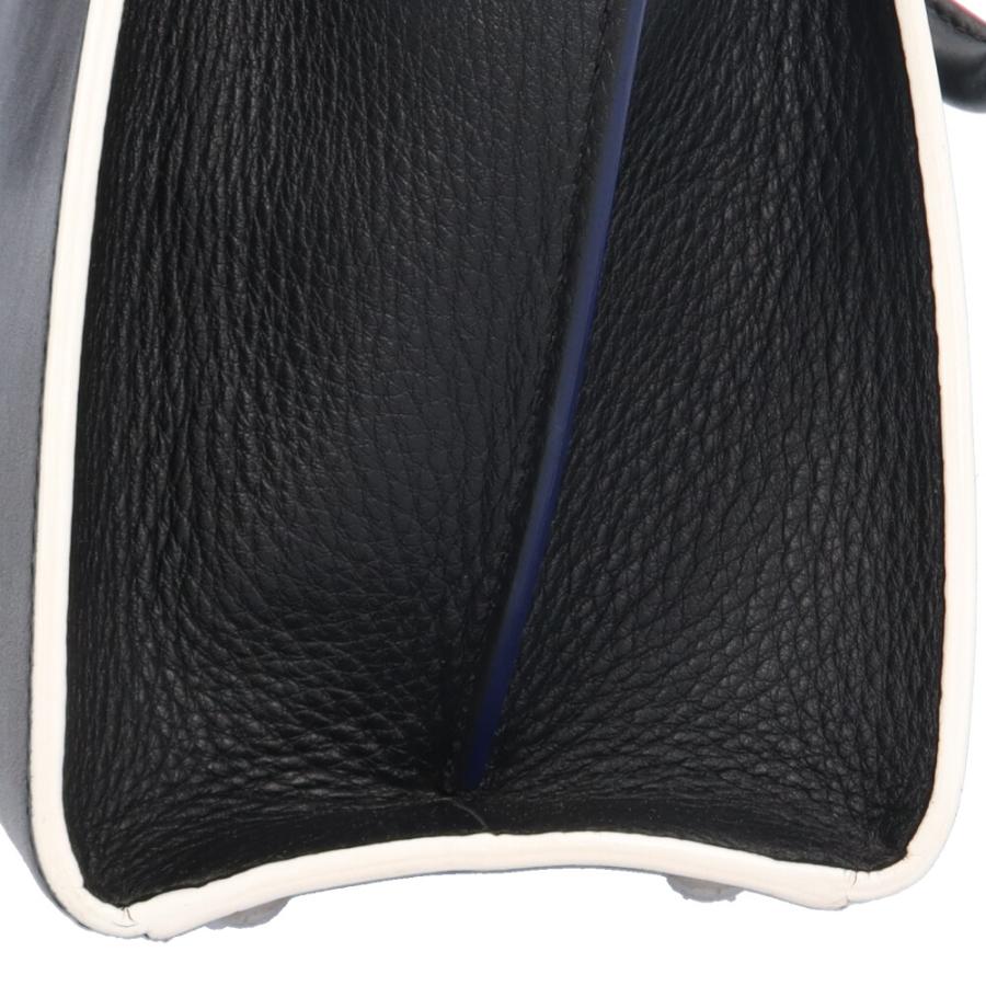 FENDI（フェンディ） プチトロワジュール ショルダーバッグ レザー