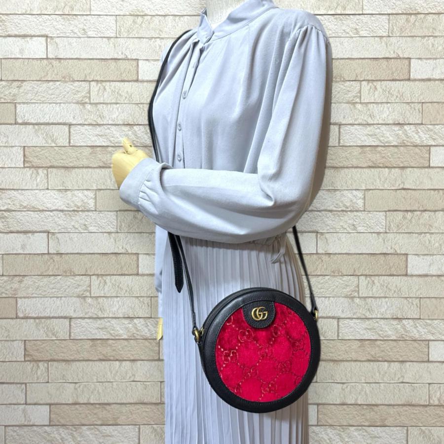 GUCCI（グッチ） GG ベルベット ラウンド ショルダーバッグ ショルダー