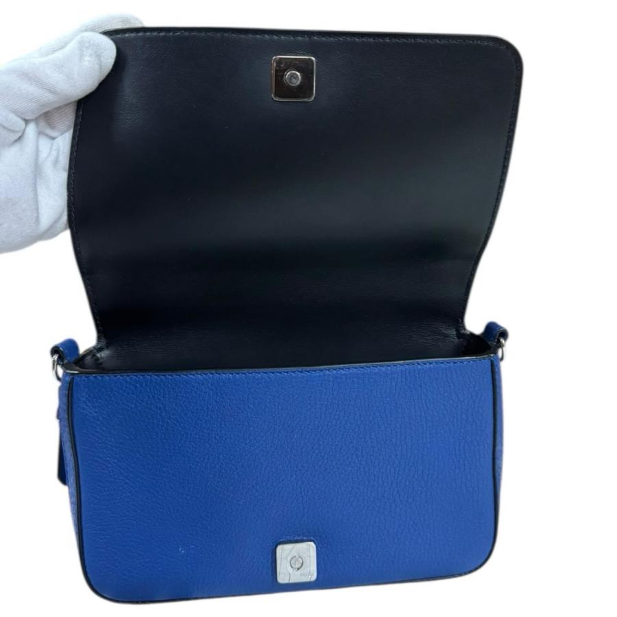 FENDI フェンディ ショルダーバッグ  青 【古着】【中古】【送料無料】 FENDI（フェンディ） ショルダーバッグ レザー 7M0299 ブルー