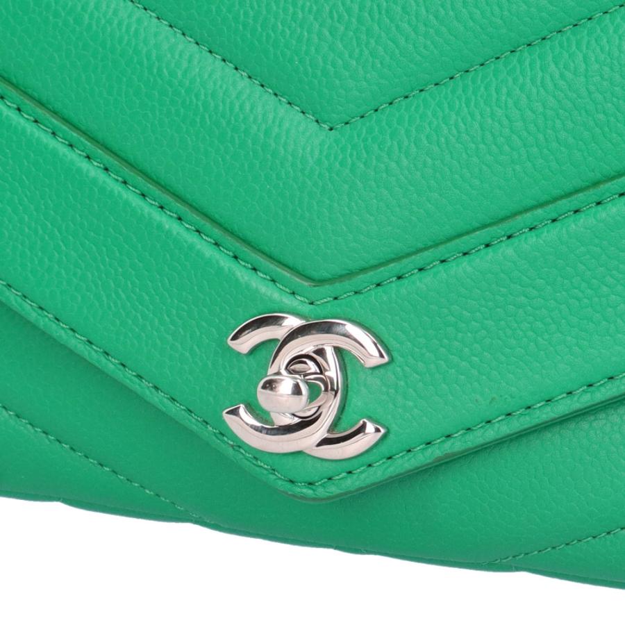 CHANEL（シャネル） Vステッチ ショルダーバッグ レザー グリーン