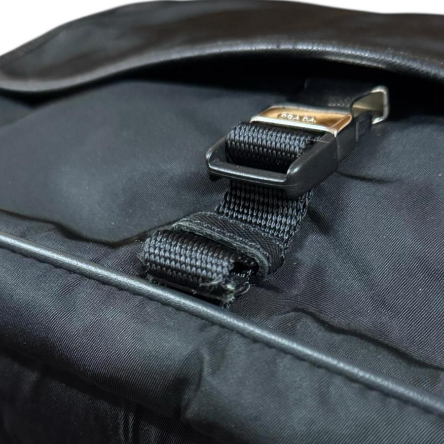 PRADA（プラダ） ショルダーバッグ ナイロン ブラック メンズ 中古