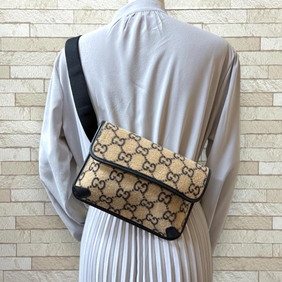 GUCCI（グッチ） GGウール ボディバッグ ウール 598181 ベージュ