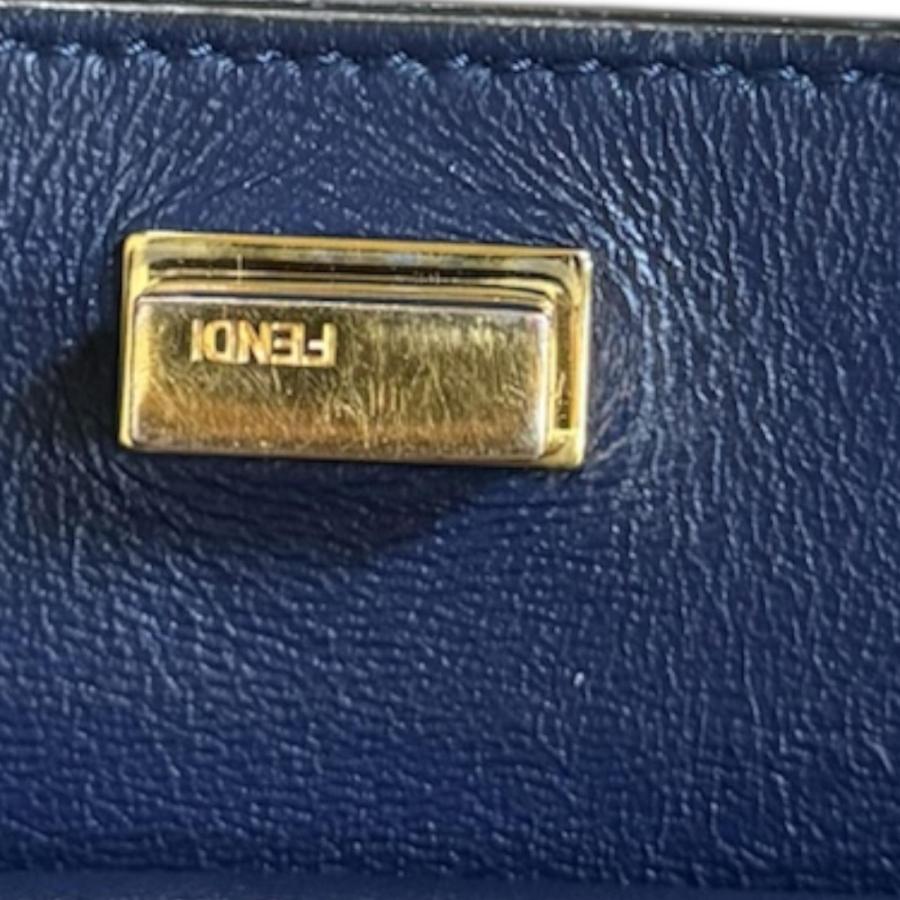 フェンディ ピーカフォン ショルダーバッグ レザー 8M0442 ベージュ ユニセックス FENDI  中古 FENDI（フェンディ） ピーカフォン ショルダーバッグ レザー 8M0442