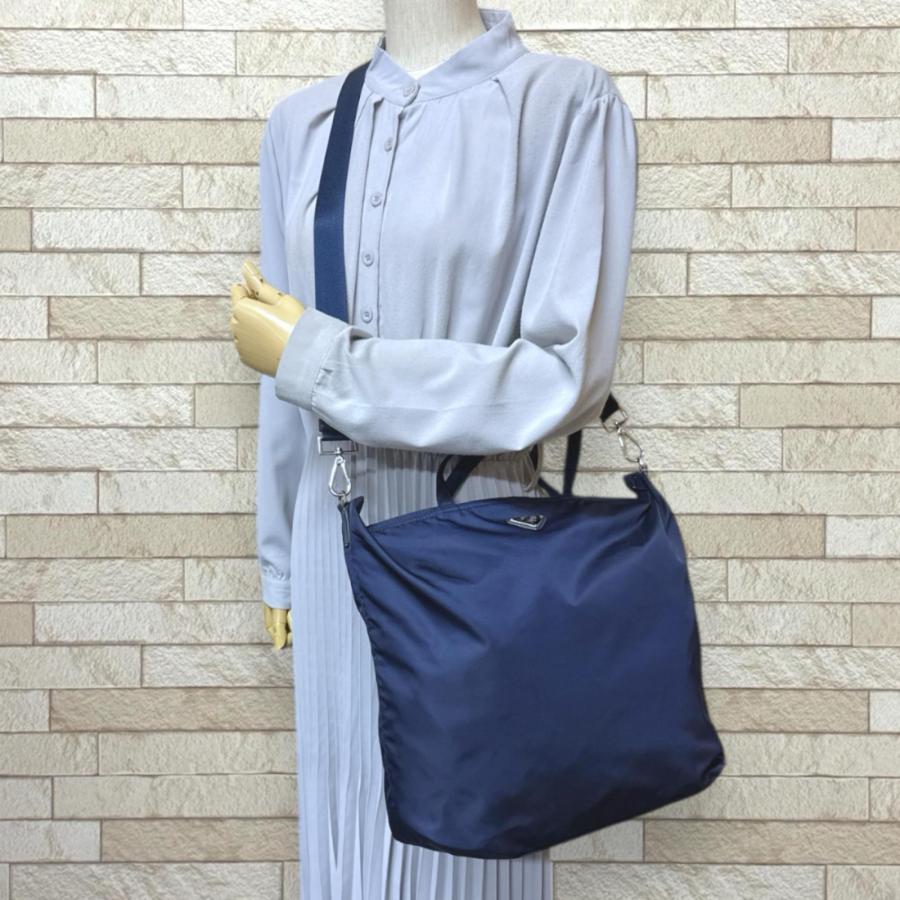 PRADA（プラダ） ショルダーバッグ ナイロン BN2894 ネイビー