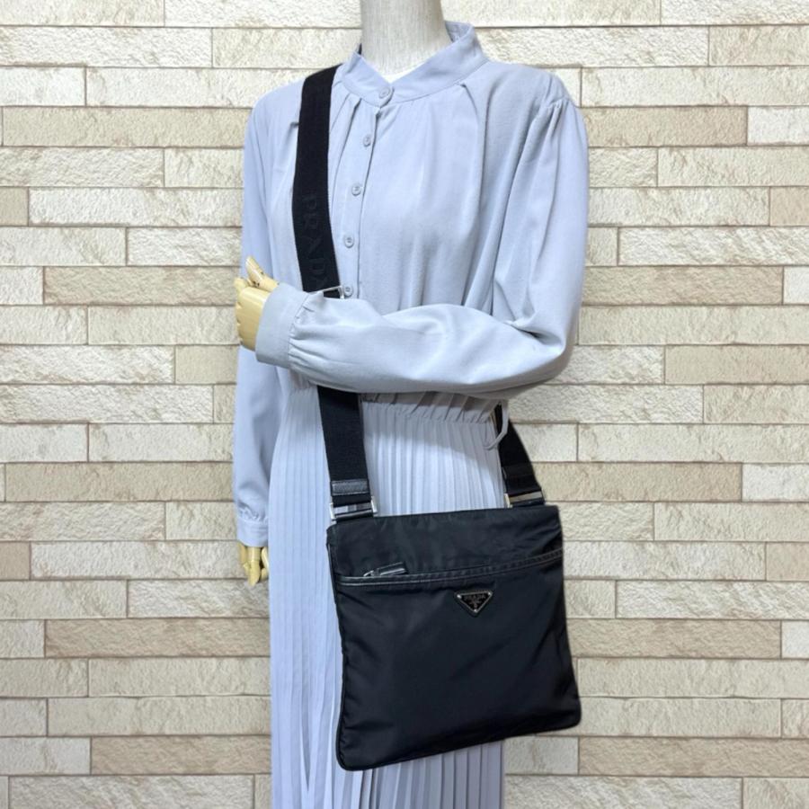 PRADA（プラダ） ショルダーバッグ ナイロン 2VH053 ブラック メンズ