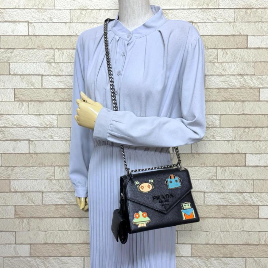 PRADA プラダ モノクローム ショルダーバッグ 1BD127 PRADA（プラダ） モノクローム ショルダーバッグ レザー 1BD127