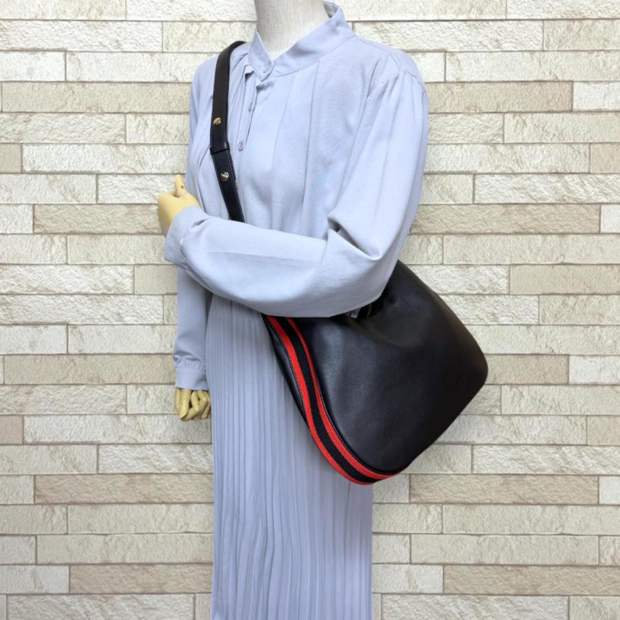 GUCCI（グッチ） アタッシェミディアム ショルダーバッグ レザー