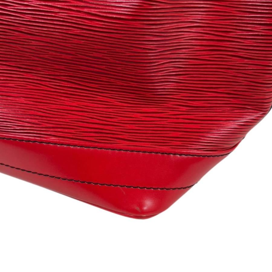 LOUIS VUITTON（ルイ・ヴィトン） ノエ エピ ショルダーバッグ