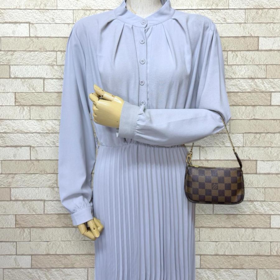 LOUIS VUITTON（ルイ・ヴィトン） ミニポシェットアクセソワール