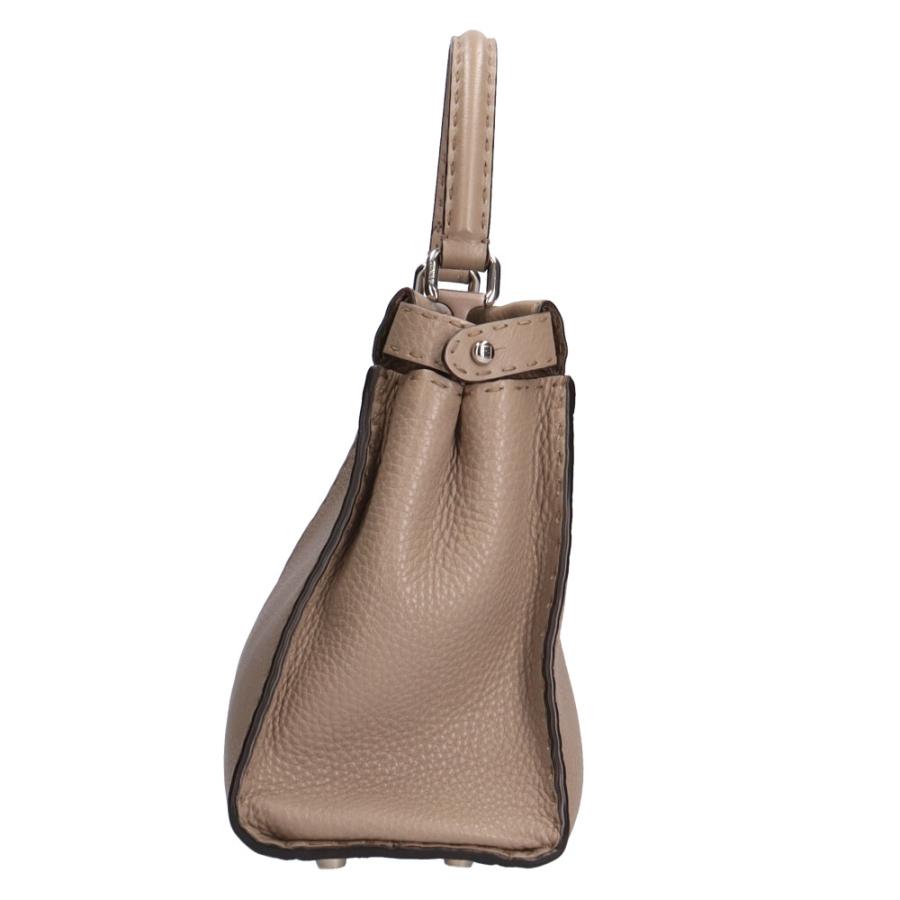 FENDI（フェンディ） ピーカブー セレリア ショルダーバッグ カーフ