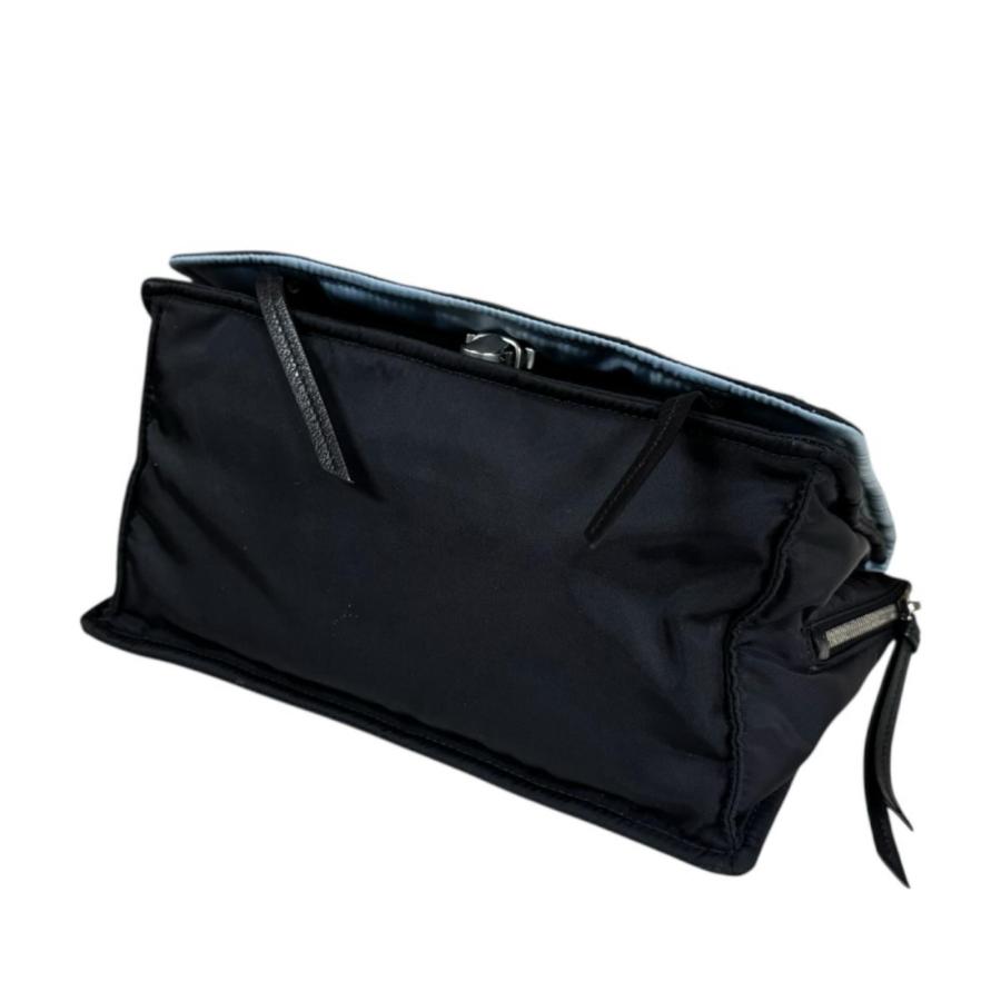 PRADA ブラック ナイロン ショルダーバッグ PRADA（プラダ） エティケット ショルダーバッグ ナイロン 1BD081