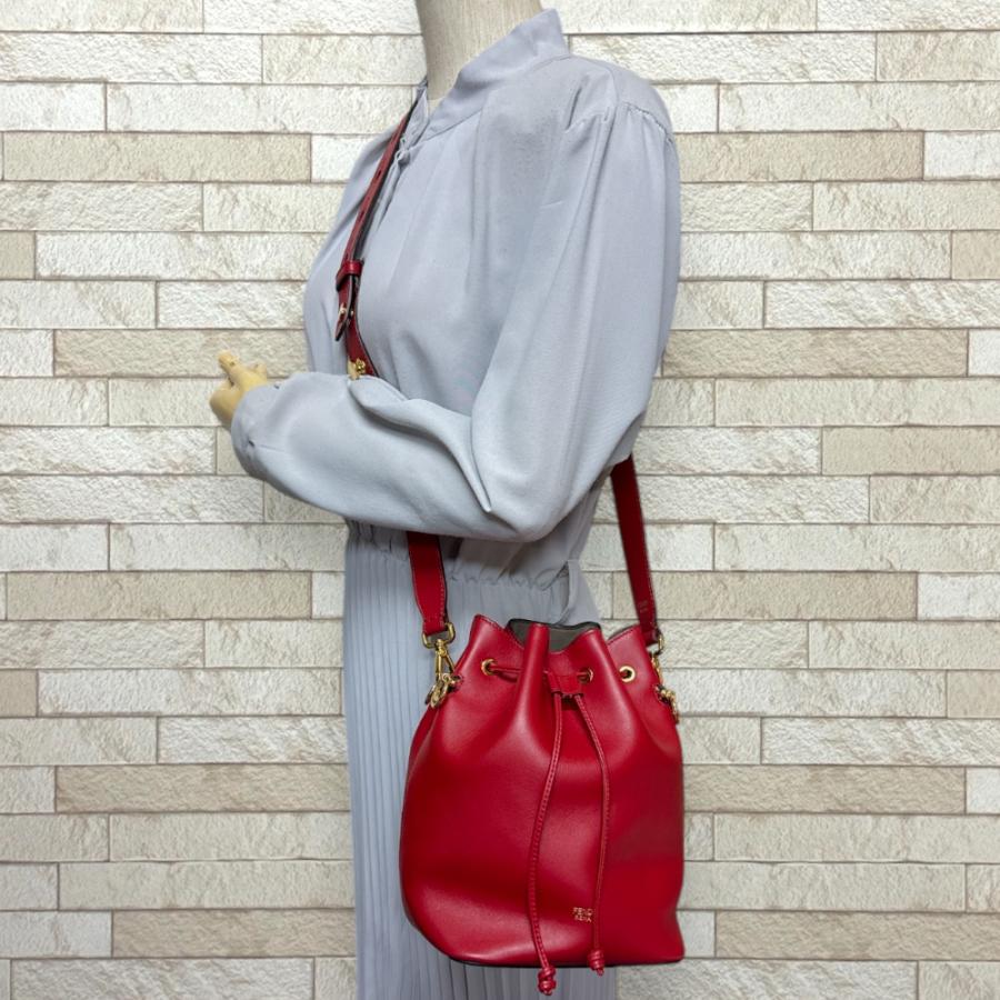 FENDI（フェンディ） モントレゾール ショルダーバッグ レザー 8BT298 