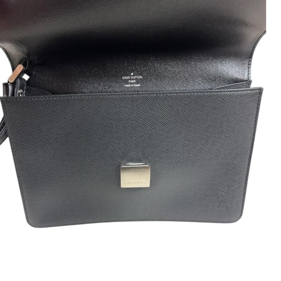 LOUIS VUITTON（ルイ・ヴィトン） セレンガ タイガ セカンドバッグ