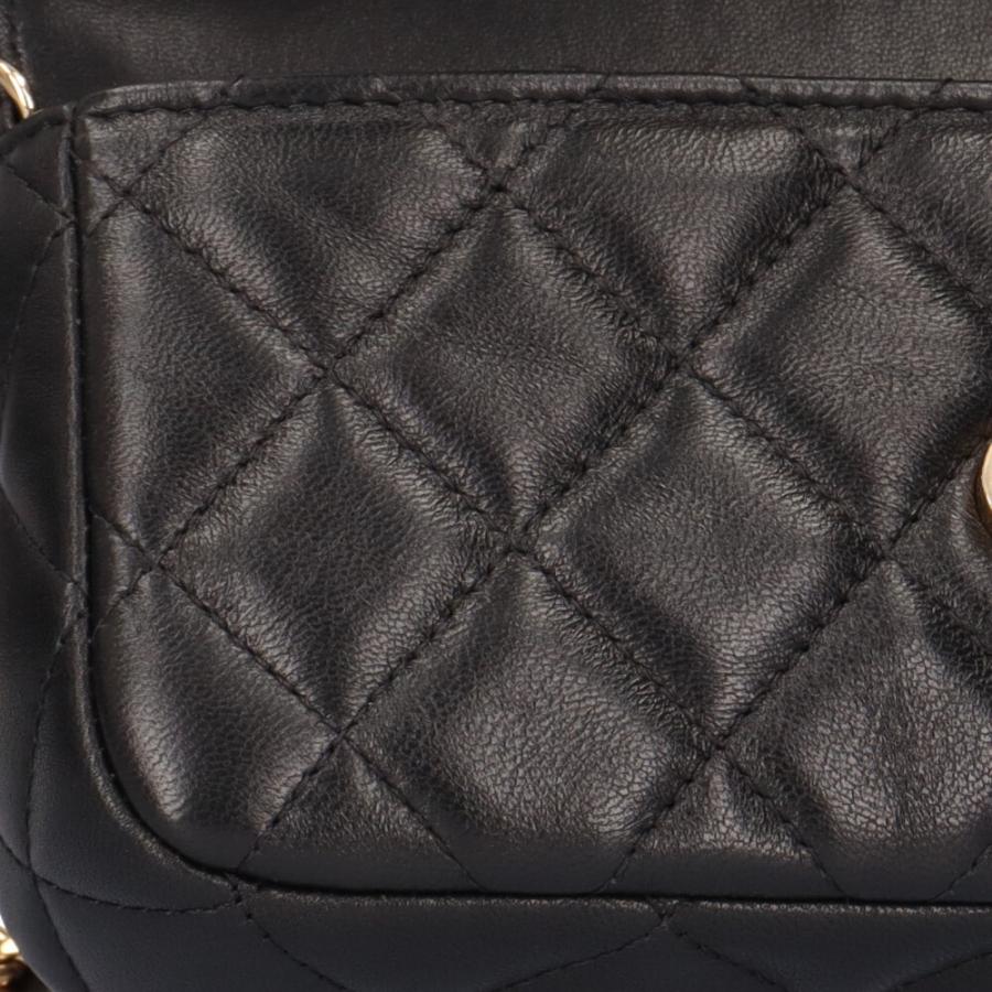 CHANEL（シャネル） フォンケース マトラッセ ショルダーバッグ