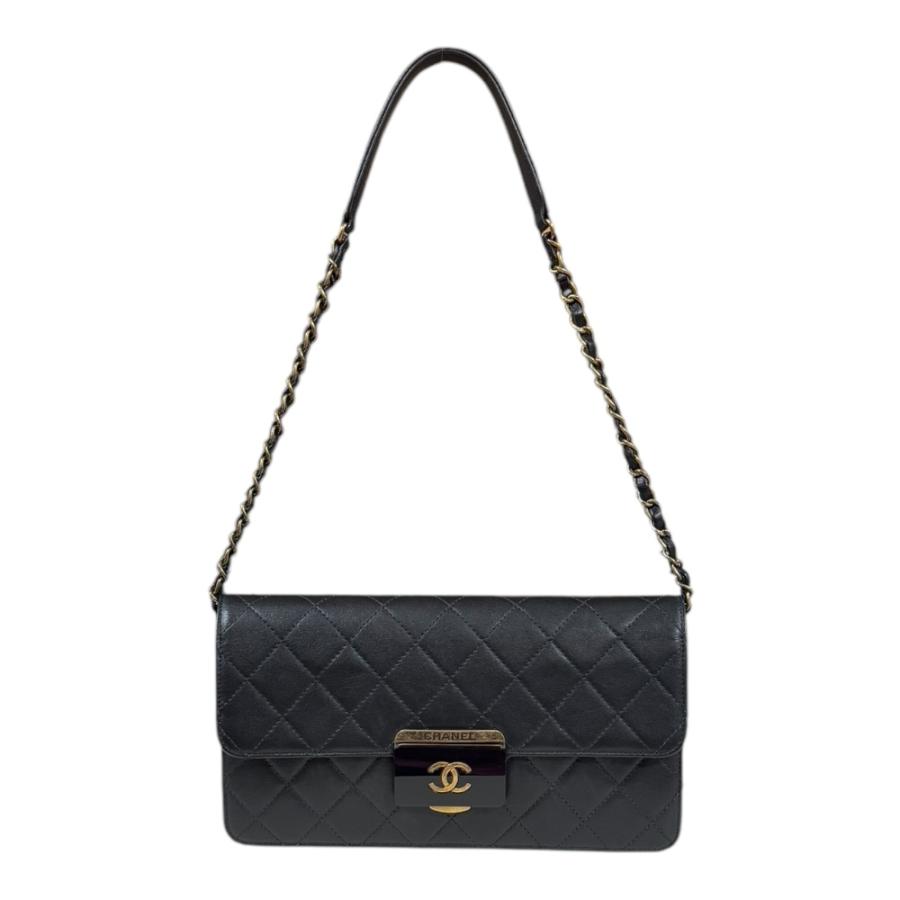 CHANEL（シャネル） マトラッセ ショルダーバッグ レザー ブラック